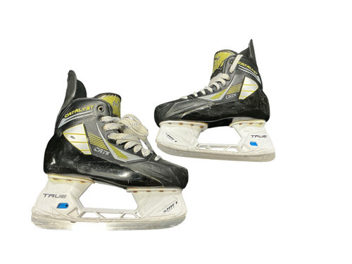 Vist Large View of Product Image Which is Used True CAT5 Senior Hockey Skate Senior 7