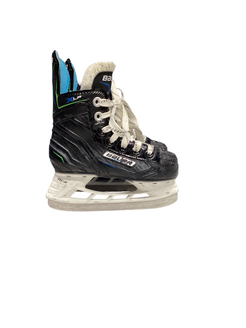 Vist Large View of Product Image Which is Used Bauer XLP Youth Hockey Skate Youth 10.0