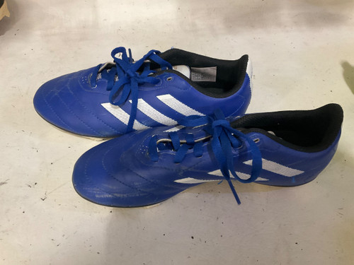 Vist Large View of Product Image Which is Used Adidas Soccer Cleats Royal Blue Junior 03.5