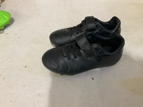 Vist Large View of Product Image Which is Used Brava Soccer Cleats Black Youth 11.0
