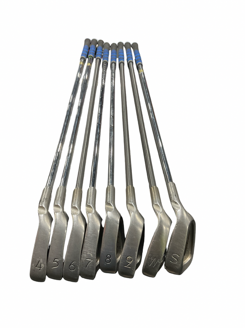 Vist Large View of Product Image Which is Used Ping I3 IRON SET Mens Iron Set RH 4I-PW