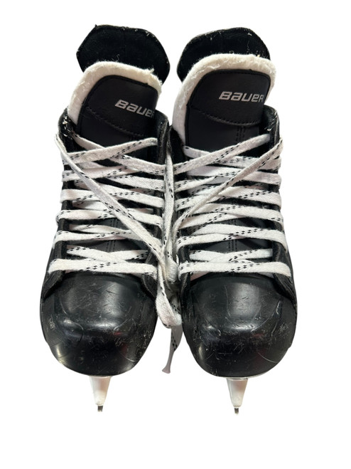 Vist Large View of Product Image Which is Used Bauer SUPREME Junior Hockey Skate Junior 01