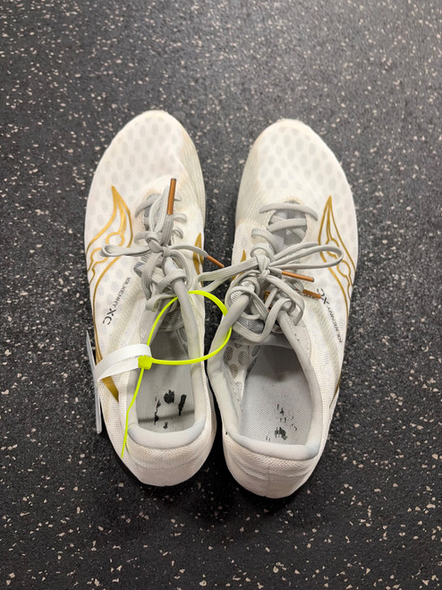 Vist Large View of Product Image Which is Used Saucony KILKENNY XC Track & Field Cleats Adult White Senior 8.5