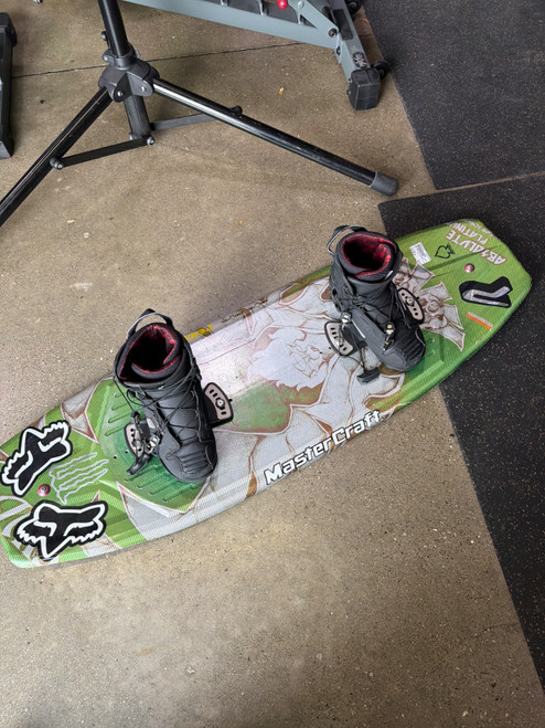 Vist Large View of Product Image Which is Used CWB ABSOLUTE PLATINUM Wakeboard Green 130 cm