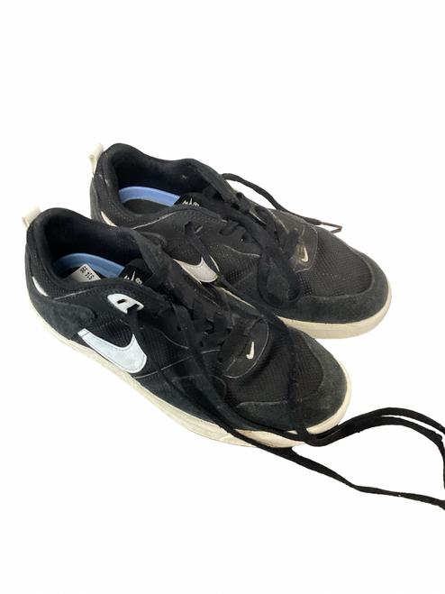 Vist Large View of Product Image Which is Used Nike Running/X-Train Shoes M Junior 04