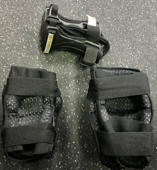 Vist Large View of Product Image Which is Used Rollerblade Skateboard Kneepads Black LG