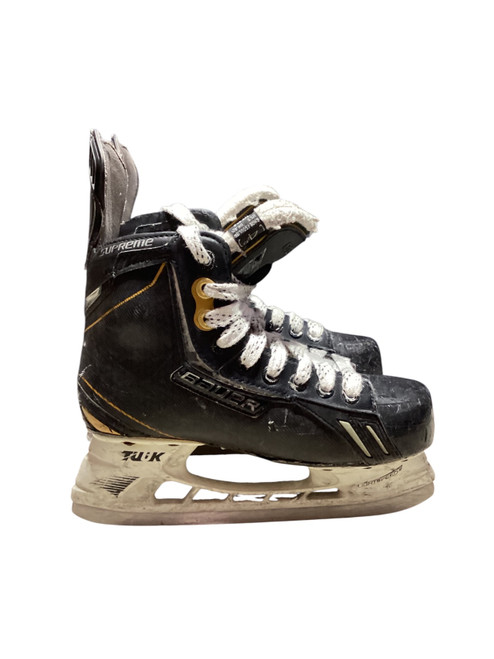 Vist Large View of Product Image Which is Used Bauer SUPREME ONE.7 Junior Hockey Skate Junior 04