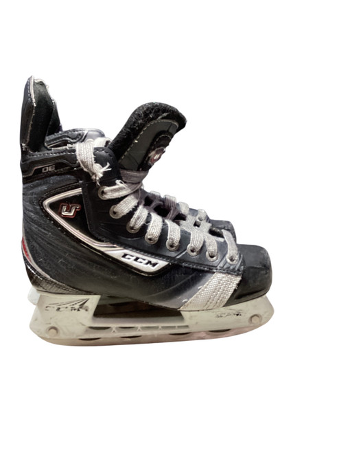 Vist Large View of Product Image Which is Used CCM U 06 Junior Hockey Skate Junior 03