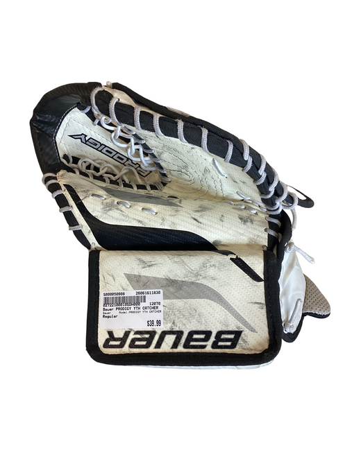 Vist Large View of Product Image Which is Bauer PRODIGY YTH CATCHER Youth Goalie Catcher None
