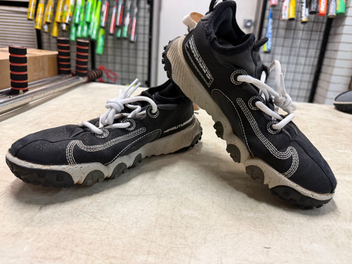 Vist Large View of Product Image Which is Used Nike TURF BB/SB Cleats Black Junior 04.5