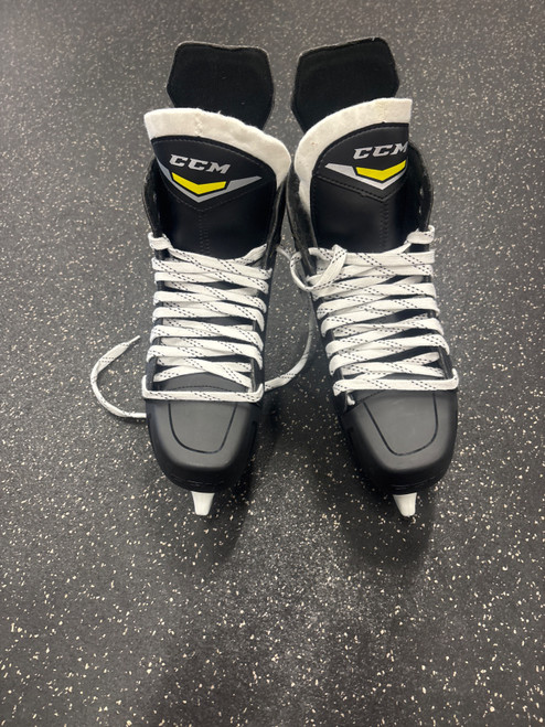 Vist Large View of Product Image Which is Used CCM TACKS 1092 Senior Hockey Skate Senior 11