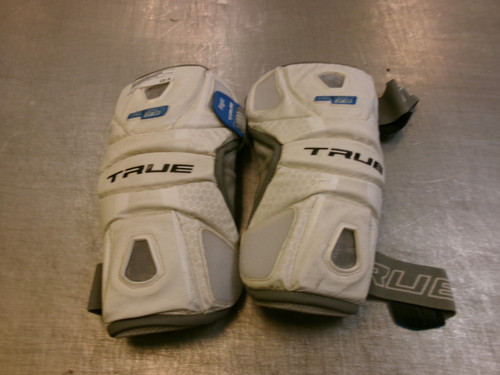 Vist Large View of Product Image Which is Used True FREQUENCY 2.0 Lacrosse Arm Pads/Guards White LG