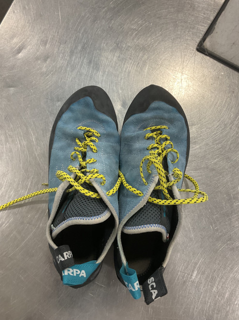 Vist Large View of Product Image Which is Used Scarpa Climbing Shoes Senior 9.5