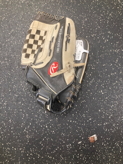 Vist Large View of Product Image Which is Used Rawlings RBG40 BB/SB Glove RH Throw Black 13 1/2"