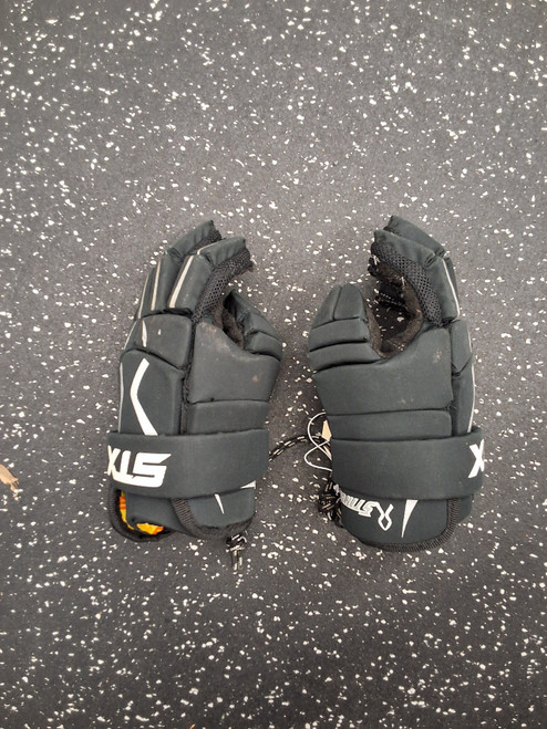 Vist Large View of Product Image Which is Used STX STINGER Lacrosse Gloves Junior Black 8"