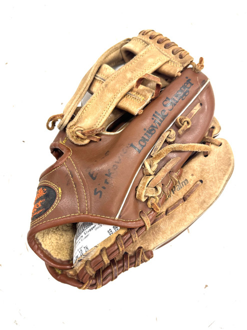 Vist Large View of Product Image Which is Used Louisville Slugger GRAIG NETTLES BB/SB Glove RH Throw Brown 10"