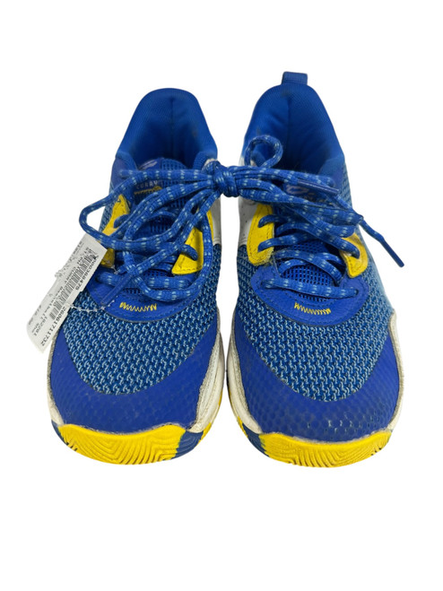 Vist Large View of Product Image Which is Used Basketball Shoes Y Royal Blue Junior 01.5