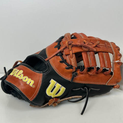 Vist Large View of Product Image Which is Used Wilson A2000 SPIN CONTROL BB/SB First Base RH Throw Black And Copper 12 1/2"