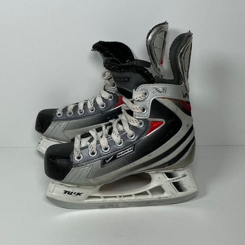 Vist Large View of Product Image Which is Used Bauer Vapor XII Hockey Skate Jr 1