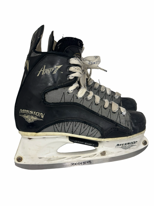 Vist Large View of Product Image Which is Used Mission AMP 7 Senior Hockey Skate Senior 8.5