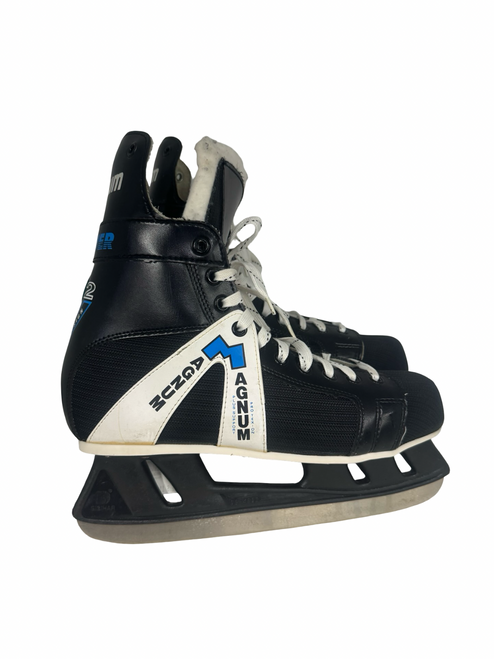 Vist Large View of Product Image Which is Used MAGNUM TORQUER 302 Senior Hockey Skate Senior 11
