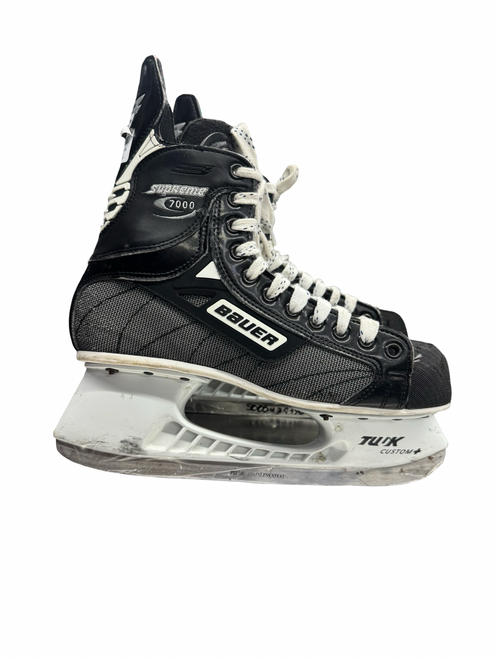 Vist Large View of Product Image Which is Used CCM SUPREME POWER Senior Hockey Skate Senior 8