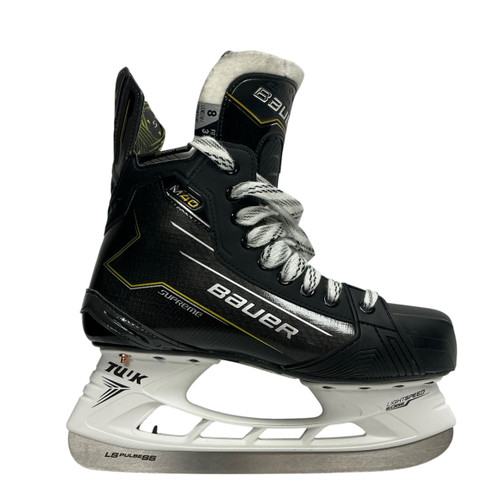 Vist Large View of Product Image Which is Used Bauer SUPREME M40 FIT 3 Senior Hockey Skate Senior 8