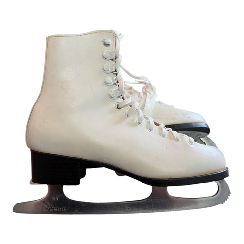 Vist Large View of Product Image Which is Used Girls Figure Skate White Junior 06