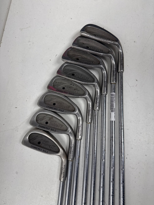 Vist Large View of Product Image Which is Used Golfsmith TOUR MODEL IV BLACK DOT Mens Iron Set RH 3I-PW