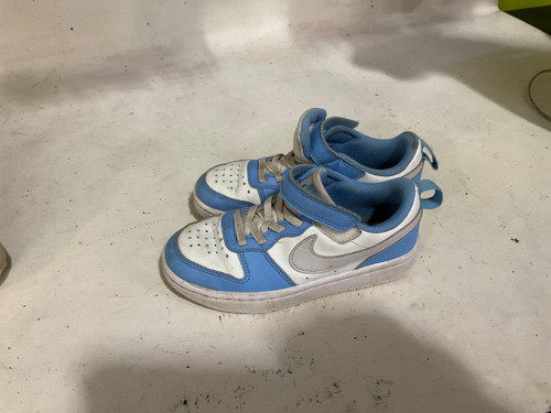 Vist Large View of Product Image Which is Used Nike Basketball Shoes Y Royal Blue Youth 12.0