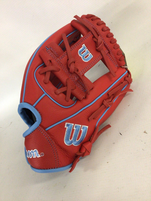 Vist Large View of Product Image Which is Used Wilson A500 BB/SB Glove RH Throw Red 11 1/2"