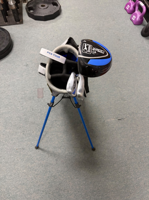 Vist Large View of Product Image Which is Used PGA Tour KIDS SET Jr Package Set RH None 5 Piece