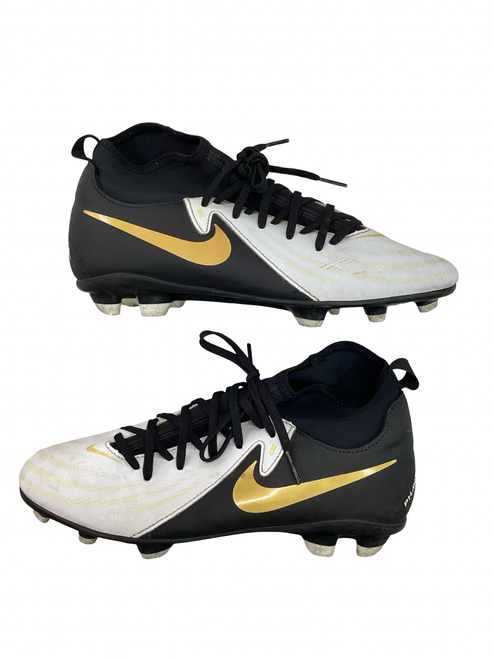 Vist Large View of Product Image Which is Used Nike PHANTOM LUNA Soccer Cleats White Junior 05.5
