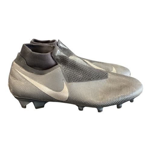 Vist Large View of Product Image Which is Used Nike PHANTOM VISION Soccer Cleats Black Senior 10.5