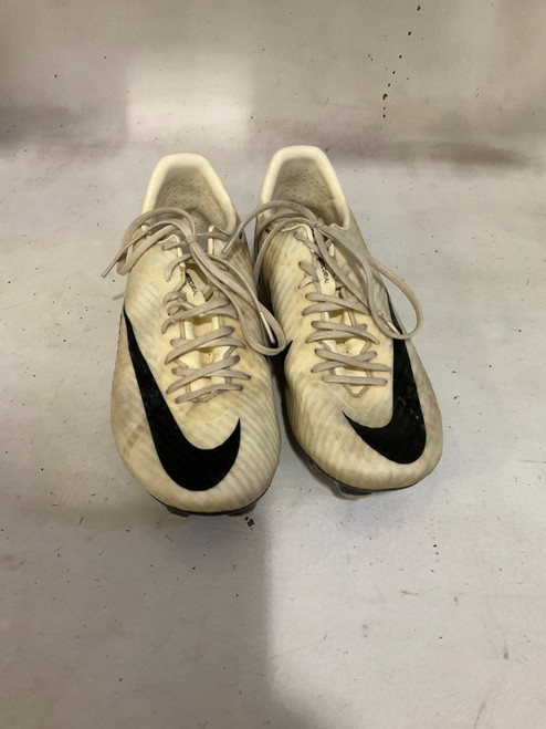 Vist Large View of Product Image Which is Used Soccer Cleats White Senior 7.5