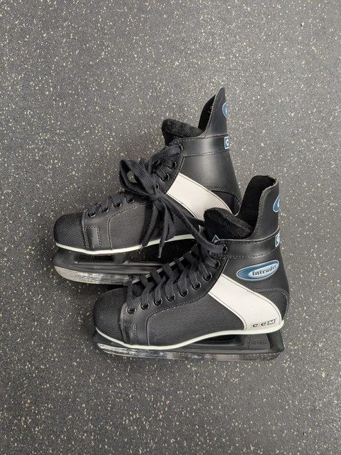 Vist Large View of Product Image Which is Used CCM INTRUDER Senior Hockey Skate Senior 9