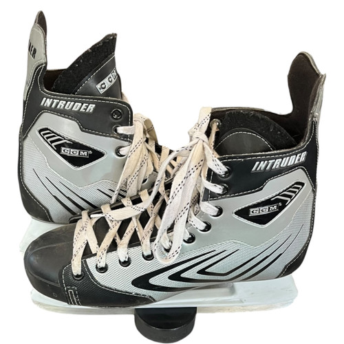 Vist Large View of Product Image Which is Used CCM INTRUDER Senior Hockey Skate Senior 10