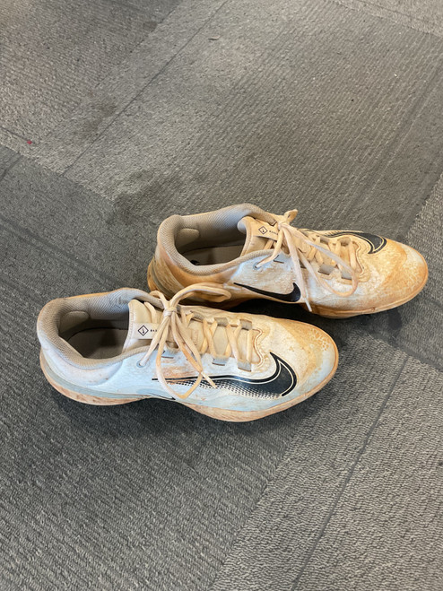 Vist Large View of Product Image Which is Used Nike 27 CLEATS BB/SB Cleats White Senior 9.5