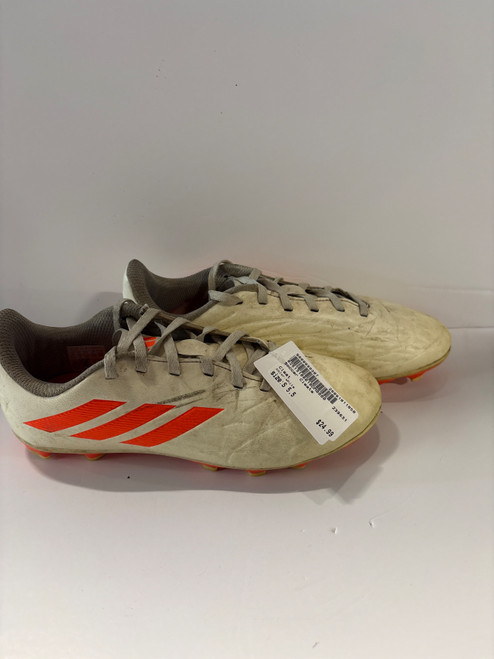 Vist Large View of Product Image Which is Used Soccer Cleats White Senior 5.5