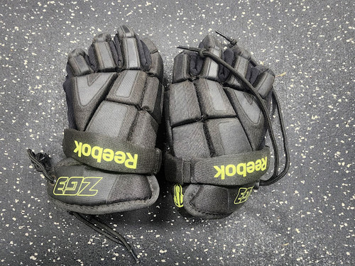Vist Large View of Product Image Which is Used Reebok ZG3 Lacrosse Gloves Junior Black XS
