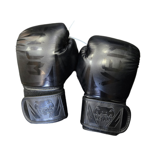 Vist Large View of Product Image Which is Used VENUM 8OZ BOXING GLOVES Boxing Gloves Black Junior