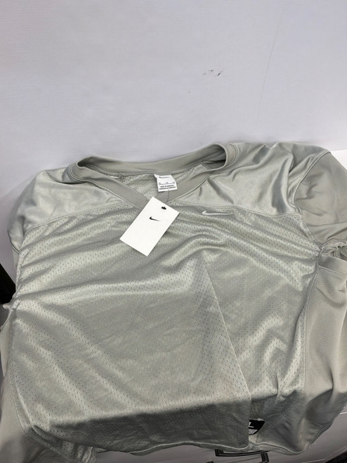 Vist Large View of Product Image Which is Used Nike GREY PRACTICE JERSEY FB Top Adult Grey XL