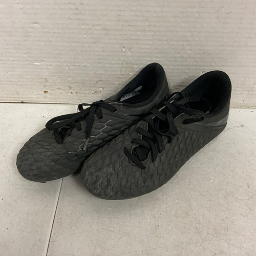 Vist Large View of Product Image Which is Used Nike HYPERVENOM Soccer Cleats Black Junior 03