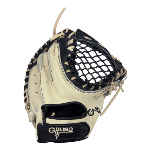 Vist Large View of Product Image Which is Used GUILINO CATCHERS TRAINING BB/SB Catchers RH Throw Tan 35"