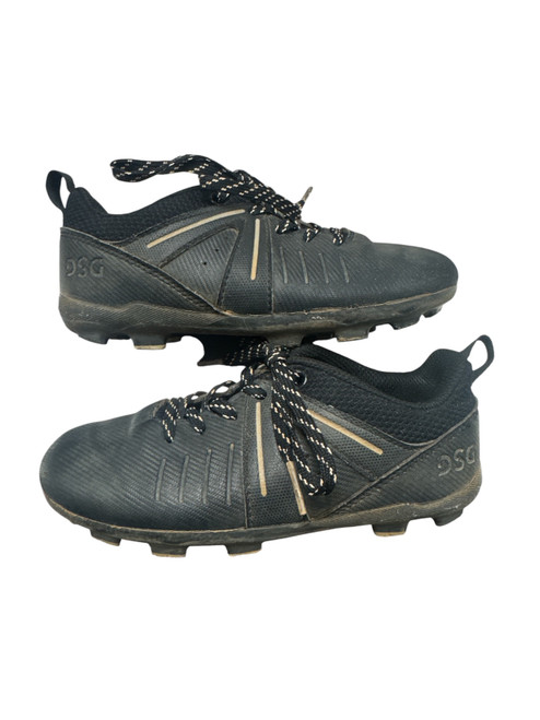 Vist Large View of Product Image Which is Used Soccer Cleats Black Youth 11.0