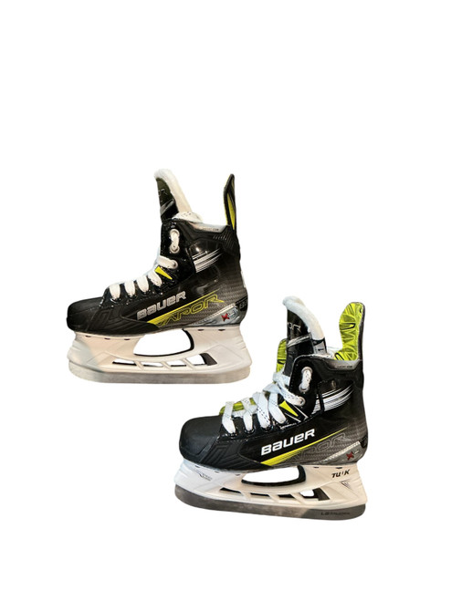 Vist Large View of Product Image Which is Used Bauer X4 SKATES Junior Hockey Skate Grey Junior 01