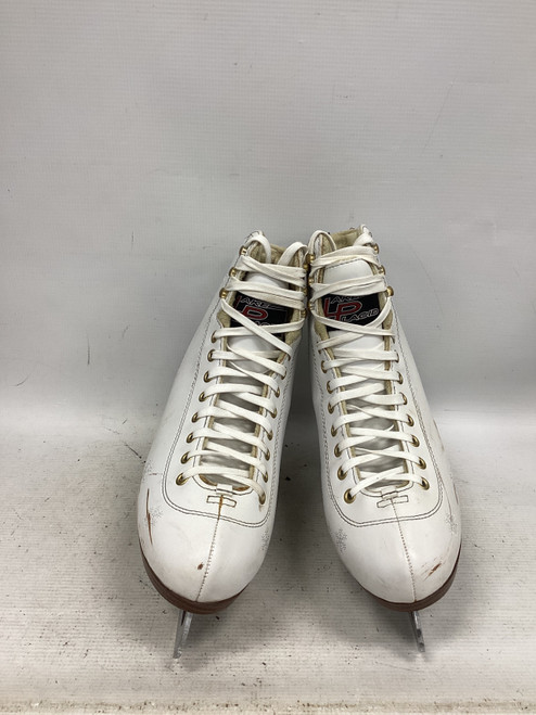 Vist Large View of Product Image Which is Used Lake Placid ALPINE 800 WomensFigure Skate White Senior 9