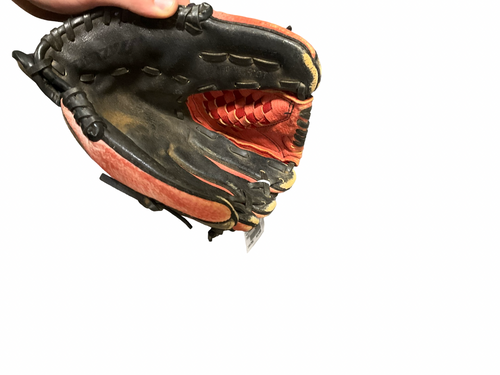 Vist Large View of Product Image Which is Used Mizuno GPP 105 BB/SB Glove RH Throw Red 10 1/2"