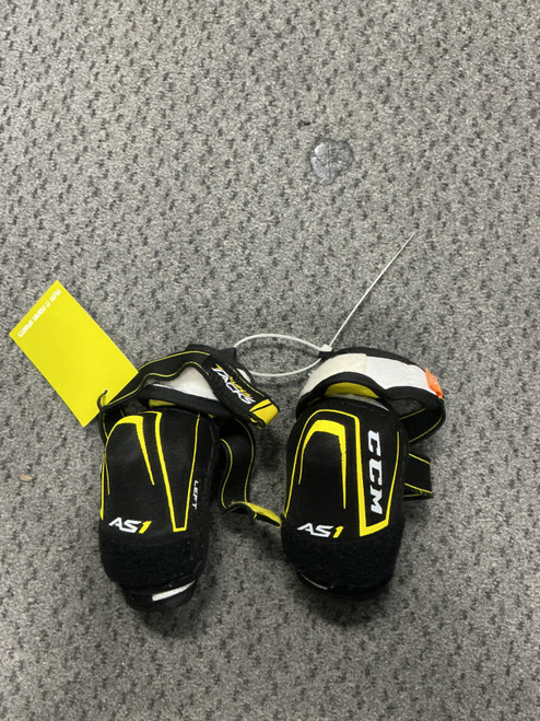 Vist Large View of Product Image Which is Used CCM SUPER TACKS Youth Elbow Pads SM