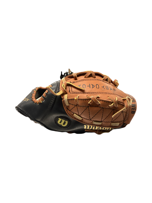 Vist Large View of Product Image Which is Used Wilson EZ CATCH BB/SB Glove RH Throw Black 9 1/2"